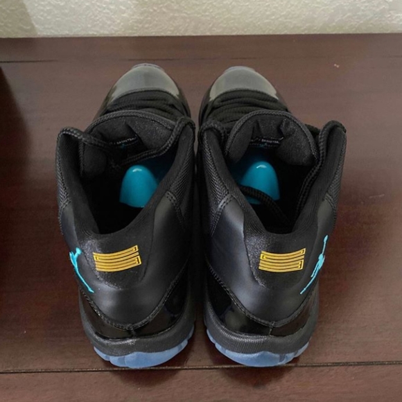 Jordan 11 - Picture 2 of 4